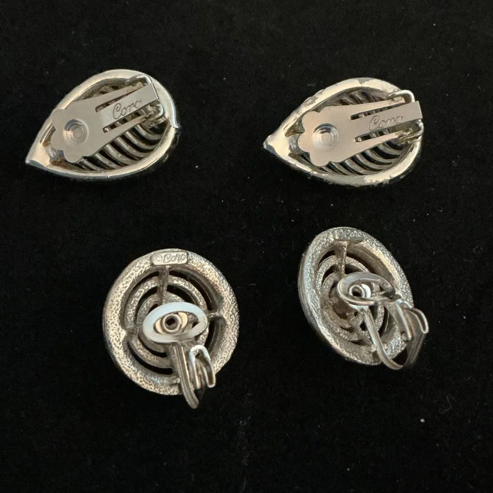 Coro Vintage Silver Tone Clip On Earrings